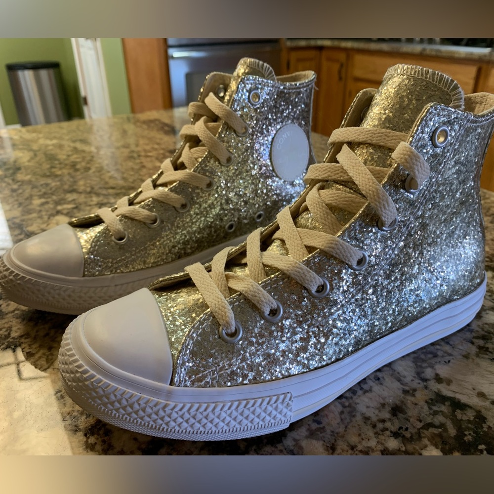 Converse - Hi Top Glitter Gold Sneakers - Youth 3 - Like New- 663858C